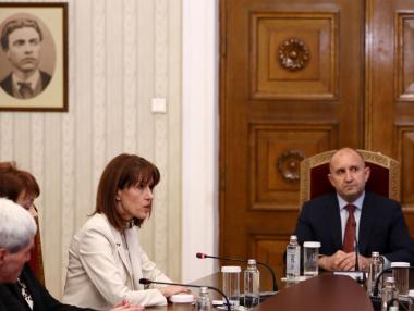 ЦИК е готова за избори 2 в 1