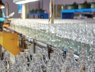 Турският гигант Sisecam инвестира 30 млн. долара в завода за стъкло в Търговище