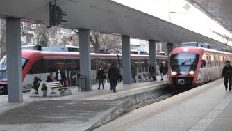 НКЖИ променя движението на влаковете през Централна гара София