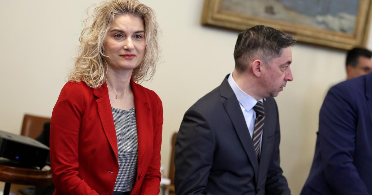 С оглед на всичко, случващо се през последните месеци, и