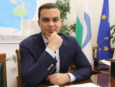 Пътят към растежа минава през външните пазари