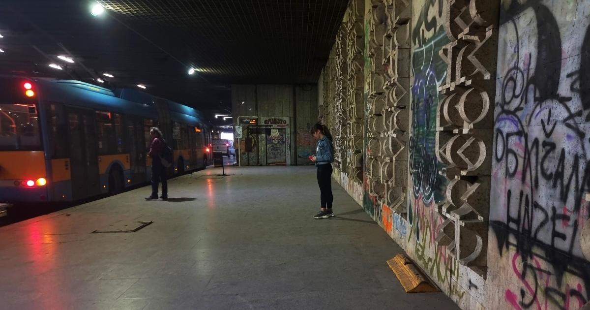 Заради обявената преди дни от НКЖИ модернизация на жп възел