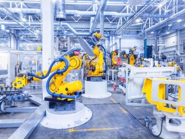 „Мит е, че роботите крадат работни места“: В Amazon се случва точно обратното