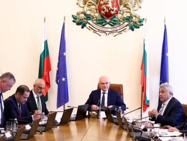 Държавата няма да изкупува задължения за 1.6 млрд. лв. на „Топлофикация София“