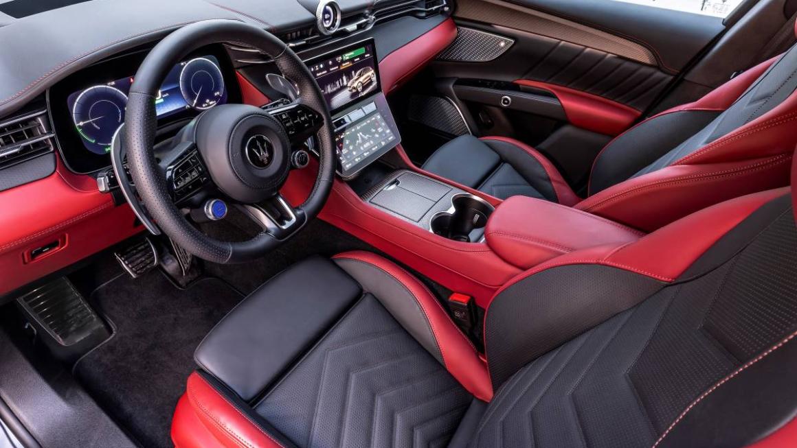 Галерия :: Снимка 3 :: Първият електрически SUV на Maserati бе представен в България (галерия)}