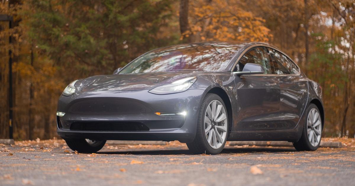 Tesla ще съкрати над 10% от работната си сила, съобщaва