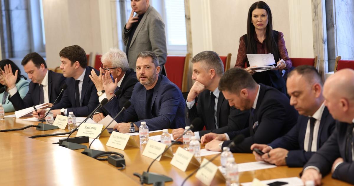 Енергийната комисия в Народното събрание прие на първо четене да