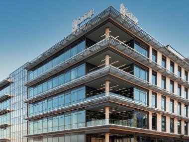 Българската „Телелинк“ преговаря за придобивания в Словения и Румъния