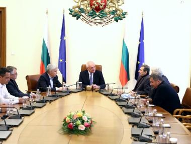 Служебният кабинет увеличава капитала на БЕХ