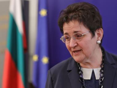 Служебното правителство тегли заеми за половин милиард лева през май