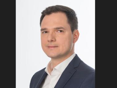 Роботи помагат в Търговския отдел на „Аурубис“