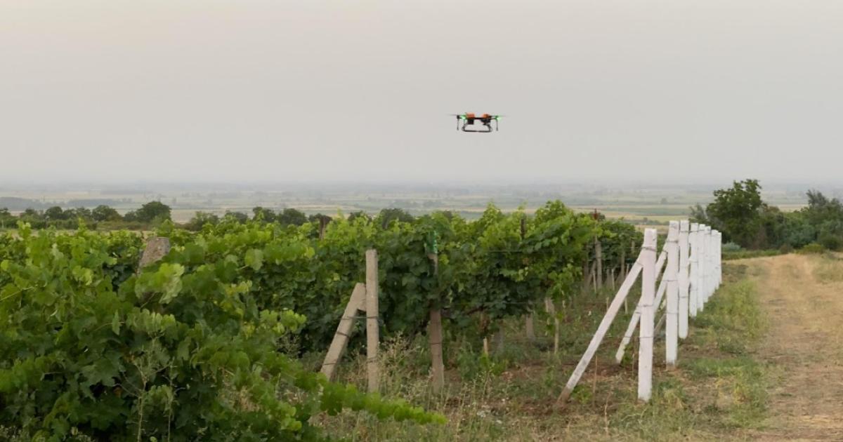 Да се захванеш със земеделие днес е голям риск, а