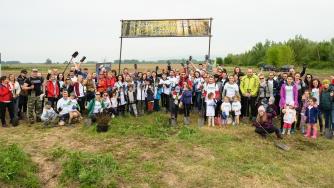 Доброволци от Пощенска банка засадиха 1300 фиданки в района на с. Негован
