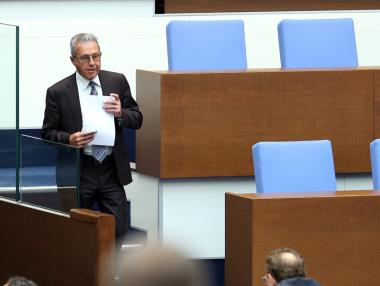 От днес за утре: Депутатите окончателно забраниха хазартната реклама в медиите