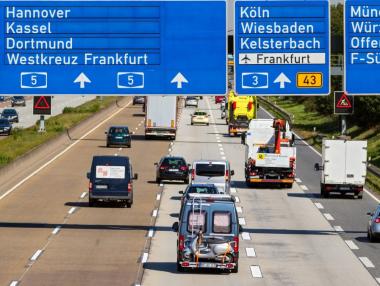 Идва ли времето за ограничение на скоростта по германските магистрали?
