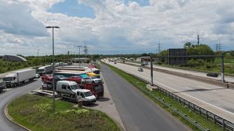 Транспортна фирма строи ТИР паркинг и автосервиз край Сандански