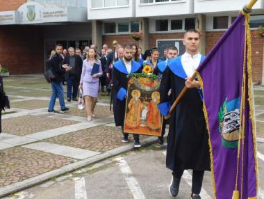 Кабинетът намери 39 млн. лв. за по-високи университетски заплати