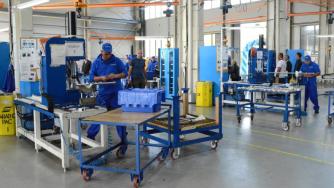 Вечерни новини: Дефлация и ръст на икономиката; Прогноза за заплатите в България