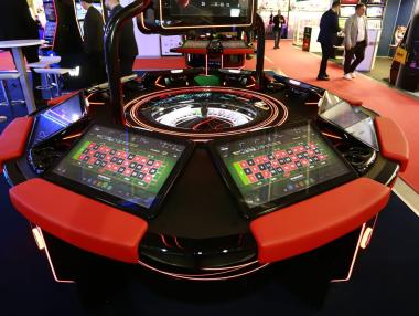 Първи букмейкър напуска България след забраната за хазарта