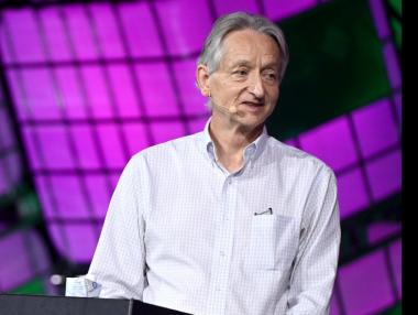 „Кръстникът“ на AI направи мрачни прогнози за работните места