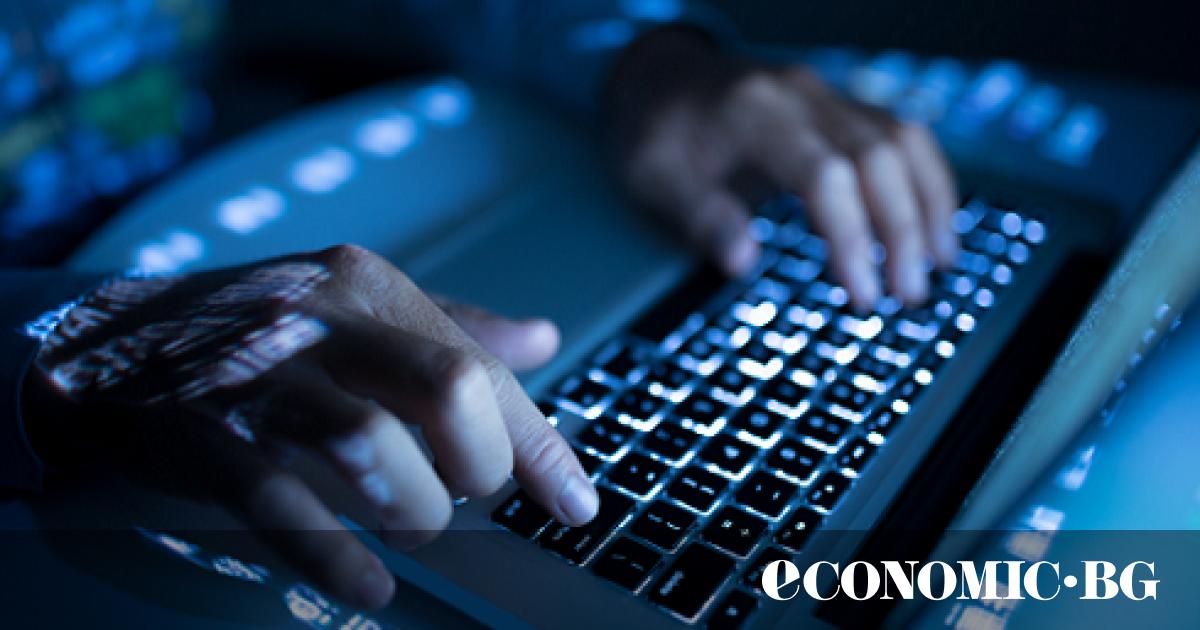 Едно от неписаните правила на интернет гласи, че човек винаги