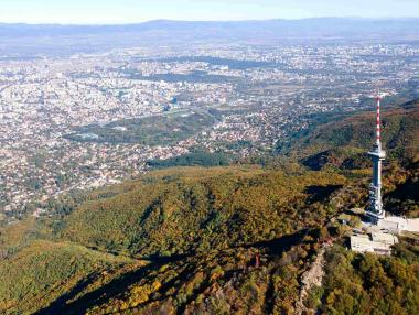 Вечерни новини: Bentley със сервизен център в България; Лифтовете на Витоша може пак да станат общински