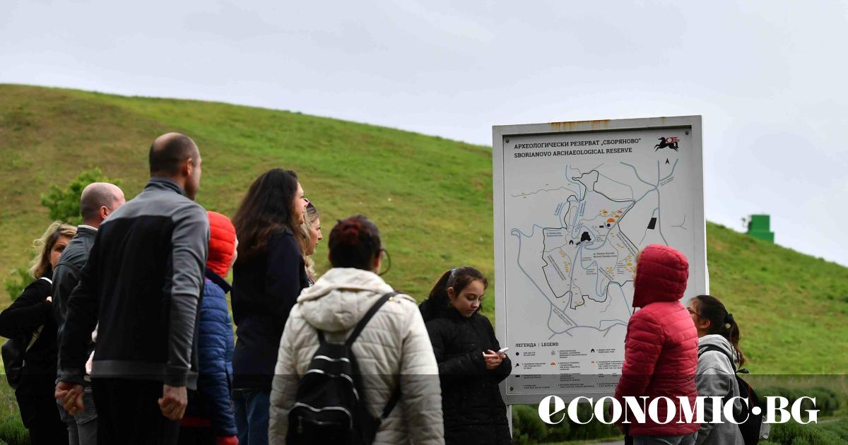 Разходите на туристите за нощувки и храна не спират да