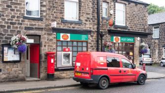 Британските кралски пощи отиват в ръцете на чужденец