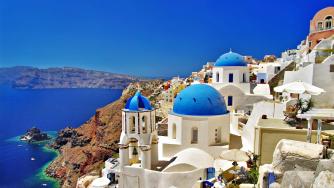 Санторини и Теразия ограничават достъпа на туристите