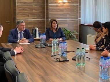 Финансовата инспекция проверява инхаус договори на Цеков