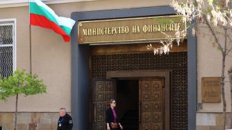 Вечерни новини: Бюджетният излишък се стопи; Нови цени на парното и тока