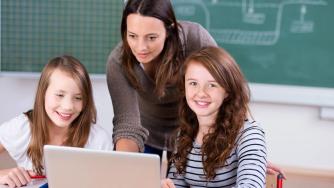 Да те изпитва AI: Как българска платформа променя образованието