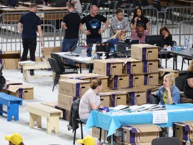 ДПС изпреварва ПП-ДБ с 10 хиляди гласа, ГЕРБ държи първото място