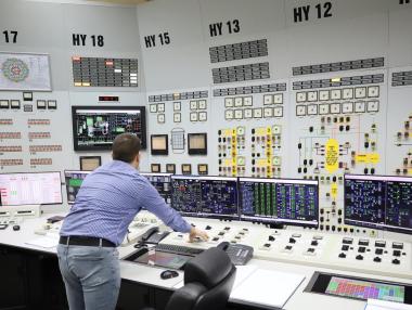 V блок на АЕЦ „Козлодуй“ вече работи с американско ядрено гориво