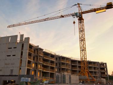 Сградното строителство в България продължава да потъва