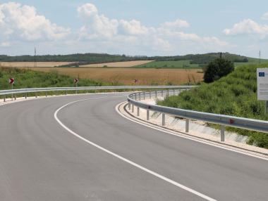 АПИ завърши ремонта на пътя между Варна и Житница (галерия)