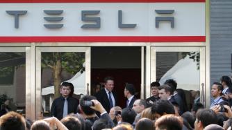 Акционерите одобриха бонуса за 56 млрд. долара на Илон Мъск