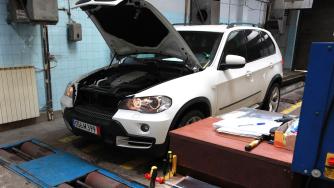 Половината пунктове за технически прегледи още не са свързани с „Автомобилна администрация“