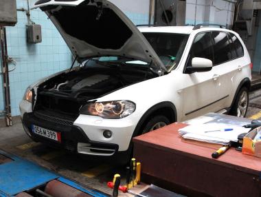 Половината пунктове за технически прегледи още не са свързани с „Автомобилна администрация“