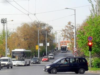 НКЖИ започва реконструкцията на Бетонния мост в Пловдив