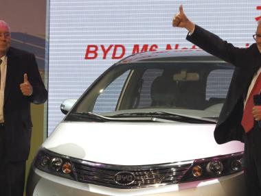 Berkshire на Уорън Бъфет свива дела си в китайската BYD