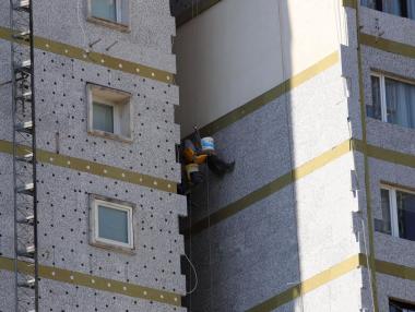 Тръгна програмата за саниране на блокове в Стара Загора, Кюстендил и Перник