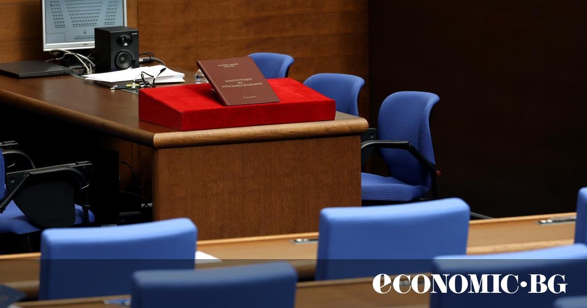 Вторият ден от първото заседание на 50-ия парламент не може