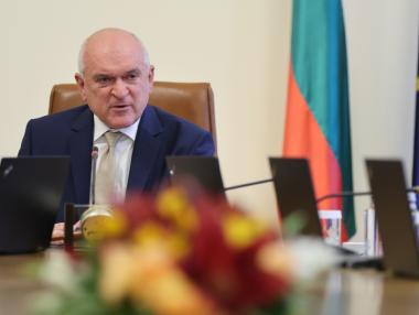 Рокадите продължават: Главчев смени и зам.-председателя на ДАТО