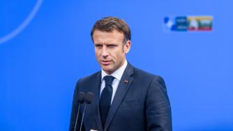 Какви са сценариите за парламентарните избори във Франция