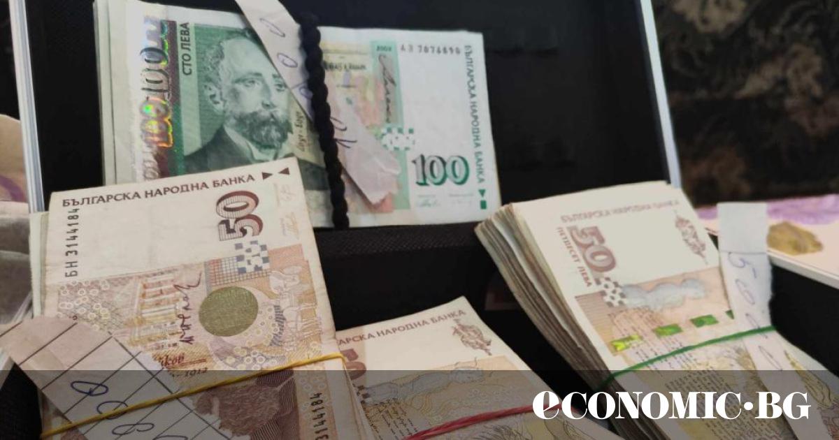 Държавата пое още 200 млн. лв. нов дълг при висока