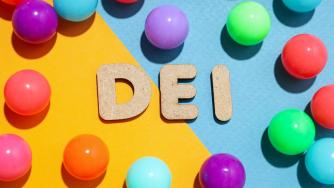 Абревиатурата DEI – по желание, директива или двете едновременно?