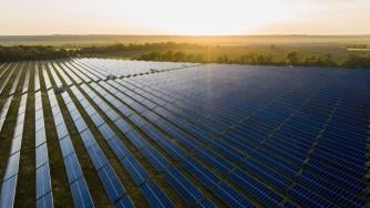 Вечерни новини: Готов е най-големият соларен парк в България; Пеевски е в пълна изолация