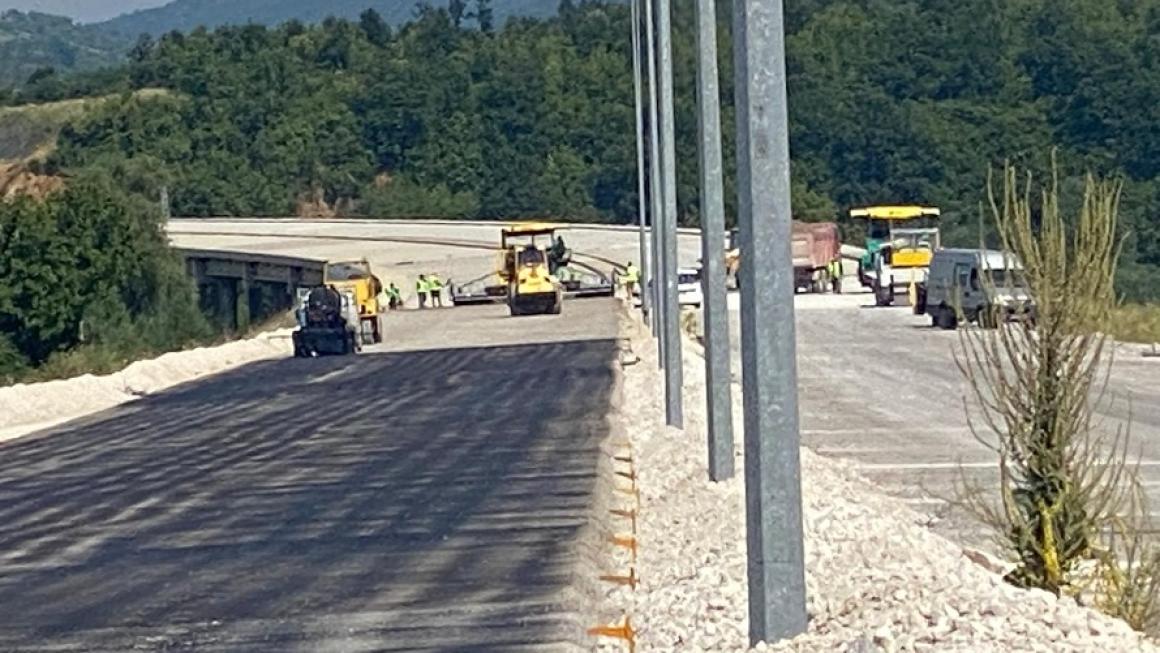 Галерия :: Снимка 0 :: Строителството на част от „Хемус“ все така не помръдва (снимки)}