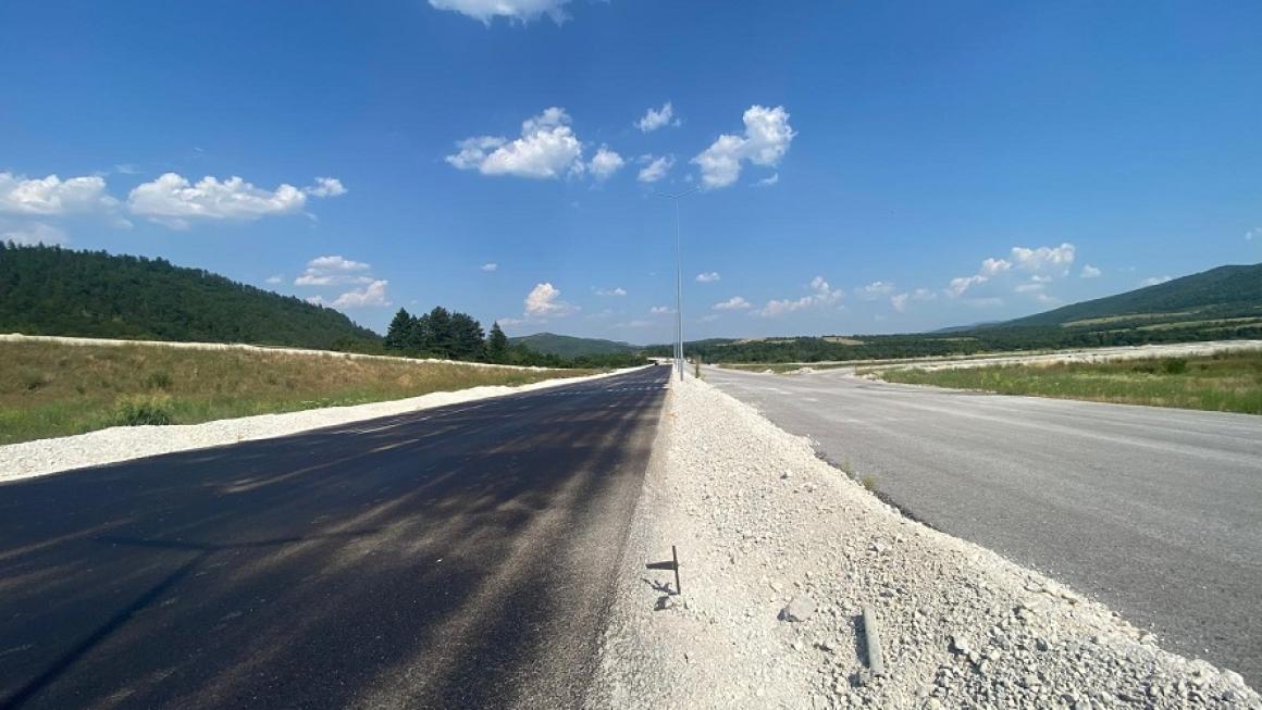 Галерия :: Снимка 1 :: Строителството на част от „Хемус“ все така не помръдва (снимки)}